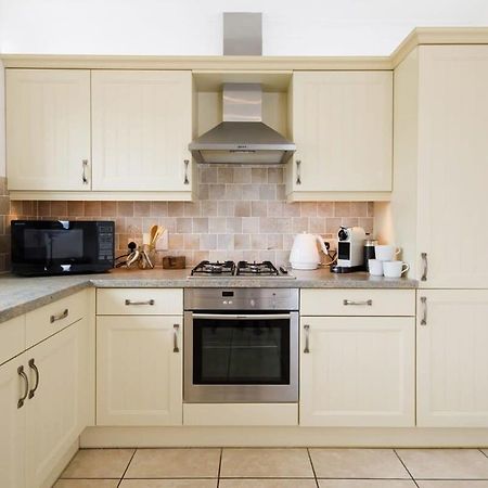Modern & Stylish Seaside Family Home Chichester Buitenkant foto