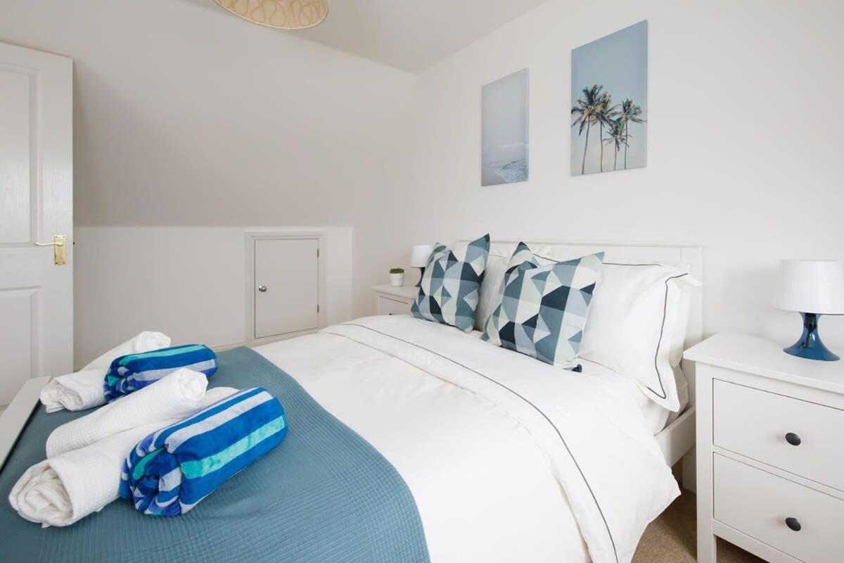 Modern & Stylish Seaside Family Home Chichester Buitenkant foto