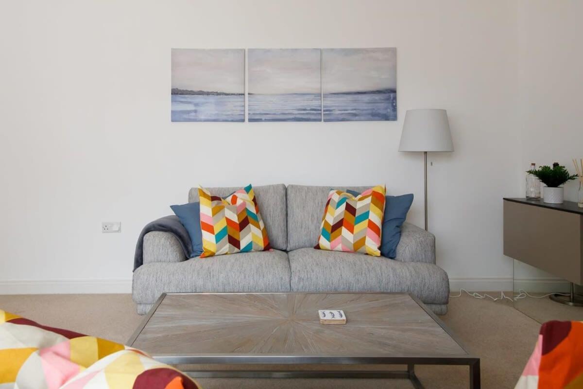Modern & Stylish Seaside Family Home Chichester Buitenkant foto